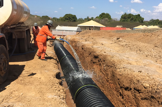 imagem obra ferrovia transnordestina recebe sistema de drenagem pluvial da adstigre