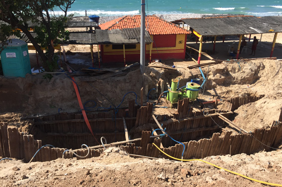 imagem obra adstigre e contratada para reconstrucao de rede de esgoto em fortaleza