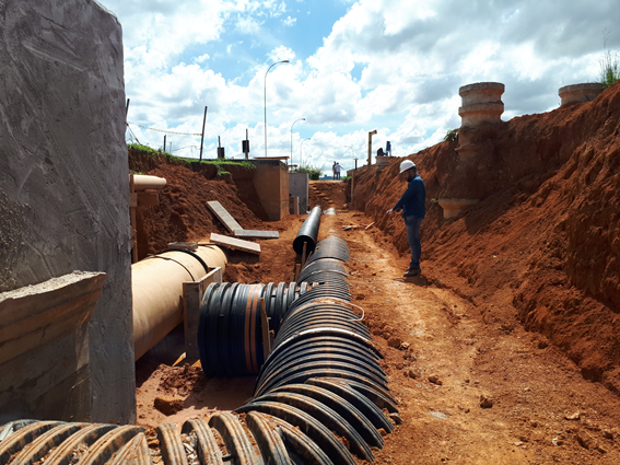 Caesb utiliza tubos corrugados em PEAD para revitalizar e ampliar Estação de tratamento de esgoto sanitário do DF. 5 13 1